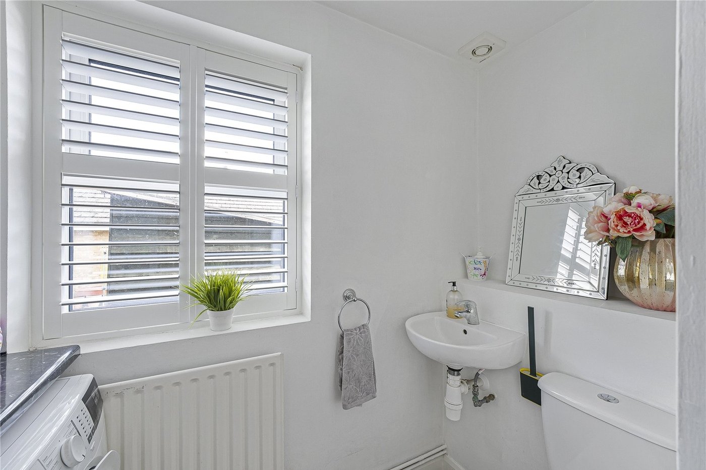 2 bedroom house for sale in Dartford | Robinson Jackson