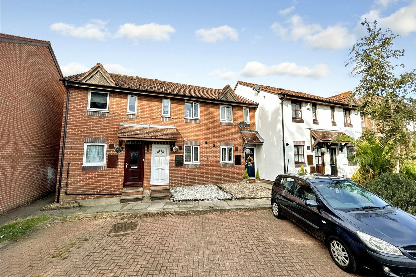 2 bedroom house for sale in Blackfen Road | Robinson Jackson