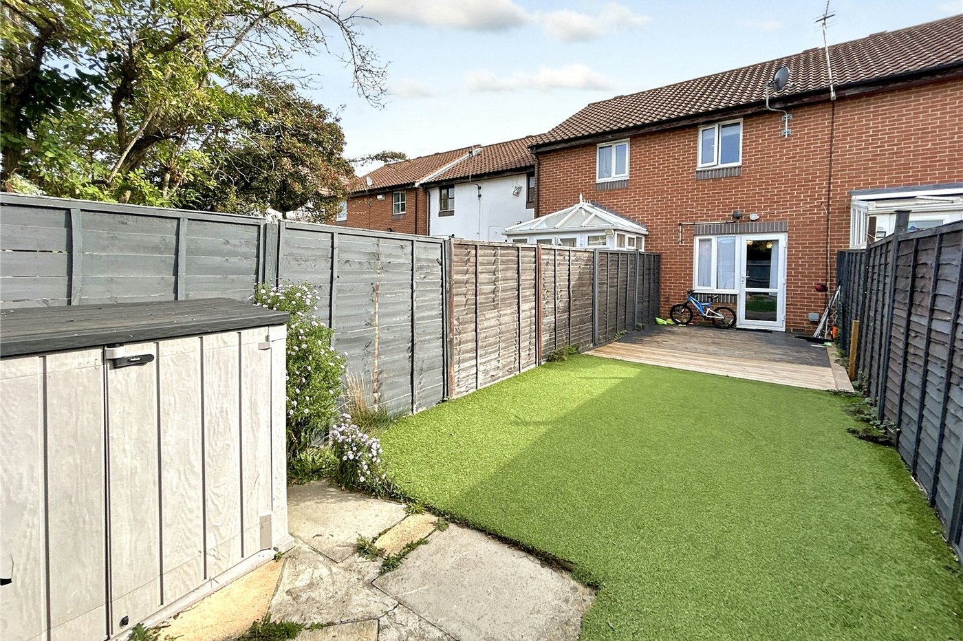 2 bedroom house for sale in Blackfen Road | Robinson Jackson