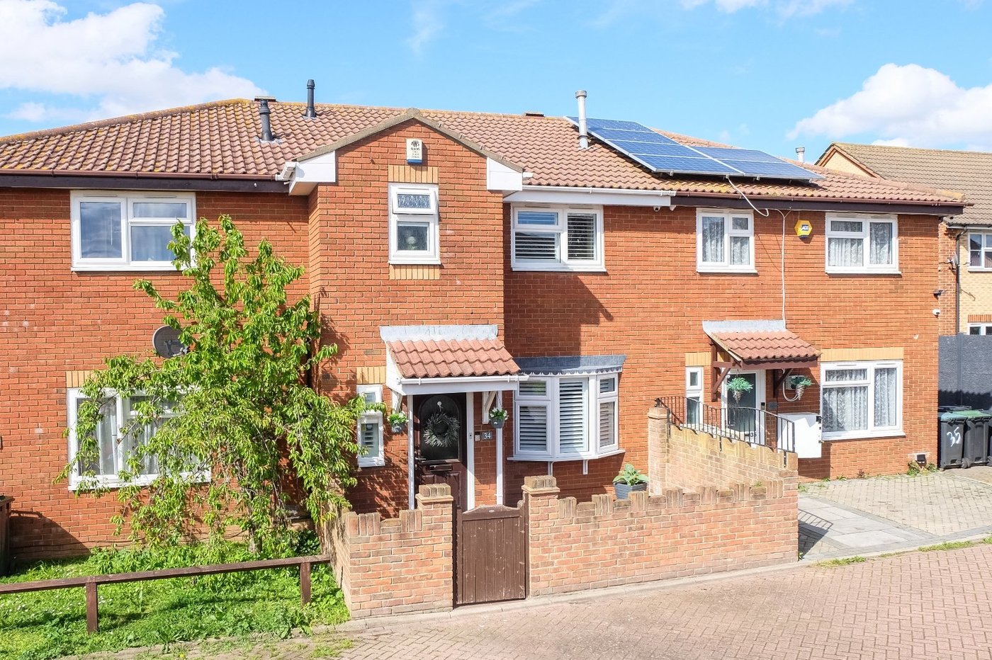 house for sale in Gravesend, Kent, DA12 Robinson Michael & Jackson