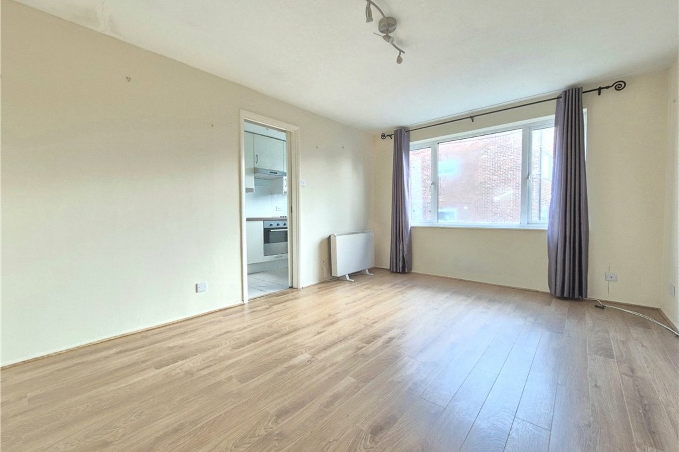 1 bedroom property for sale in Orpington | Robinson Jackson