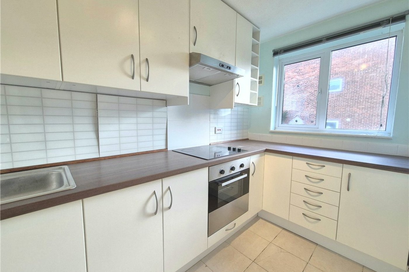 1 bedroom property for sale in Orpington | Robinson Jackson