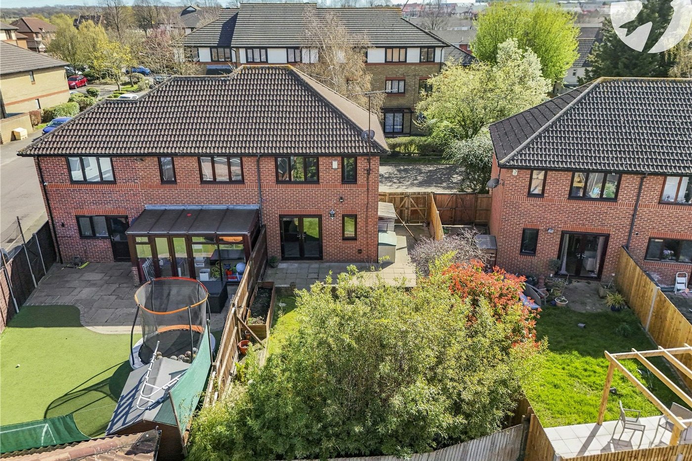 2 bedroom house for sale in Greenhithe | Robinson Jackson