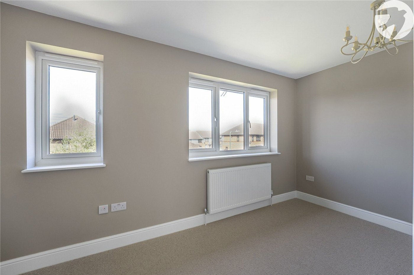 2 bedroom house for sale in Greenhithe | Robinson Jackson