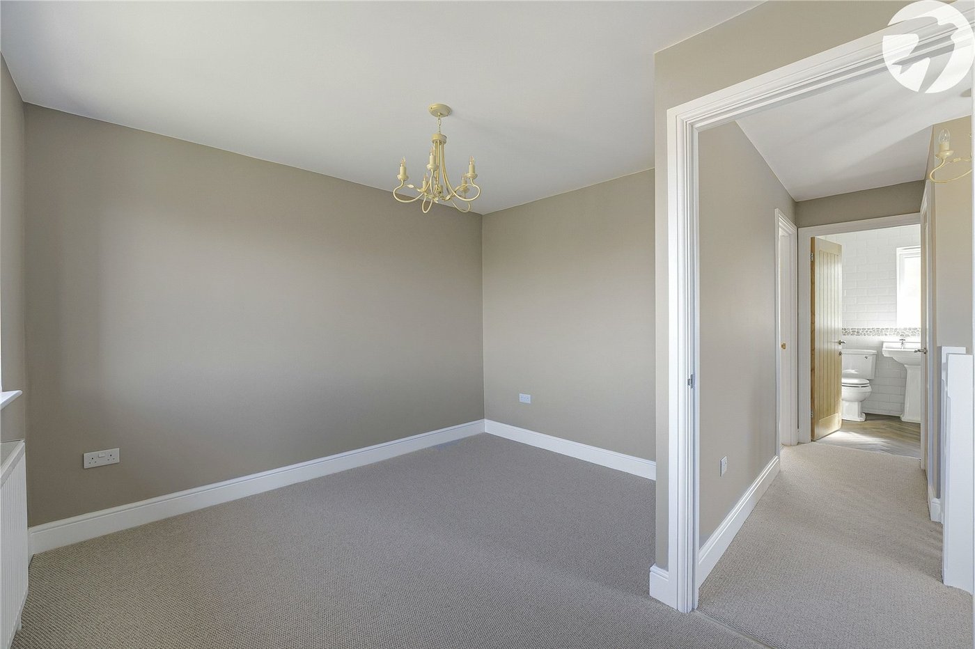 2 bedroom house for sale in Greenhithe | Robinson Jackson