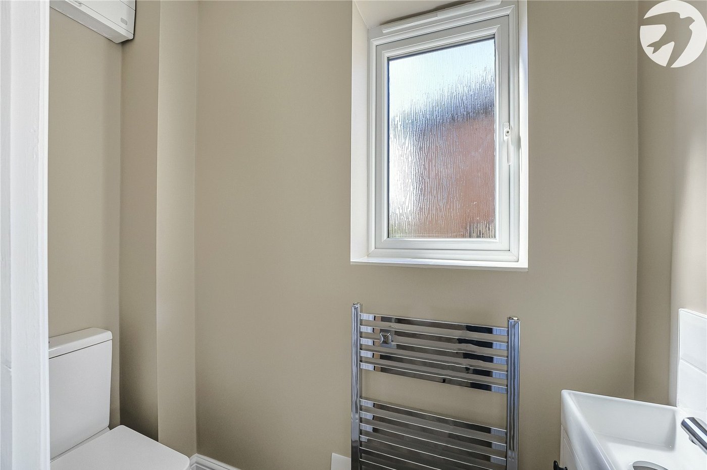 2 bedroom house for sale in Greenhithe | Robinson Jackson