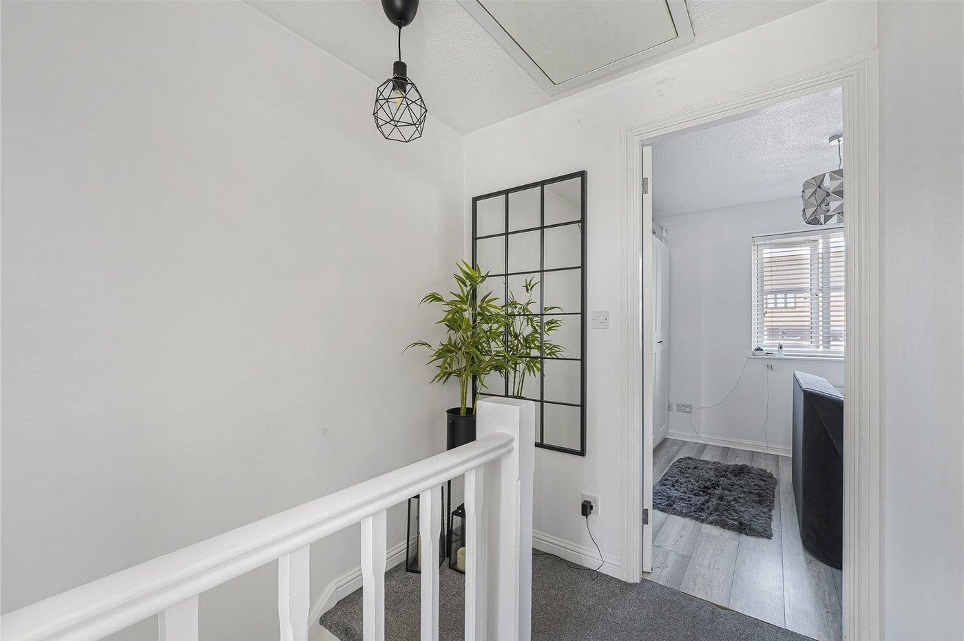 2 bedroom house for sale in Greenhithe | Robinson Jackson
