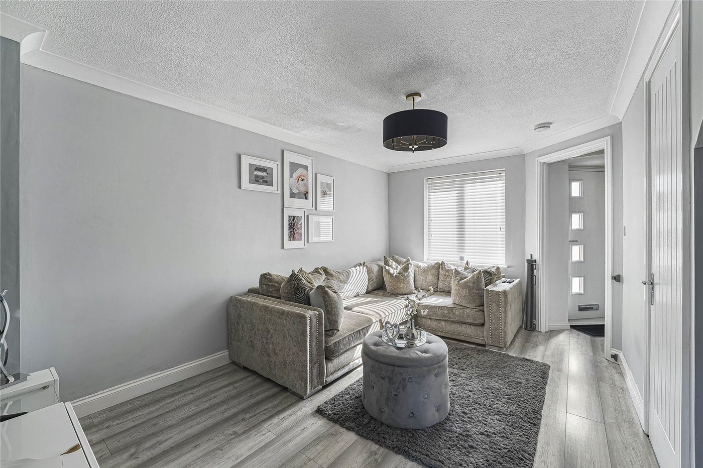 2 bedroom house for sale in Greenhithe | Robinson Jackson