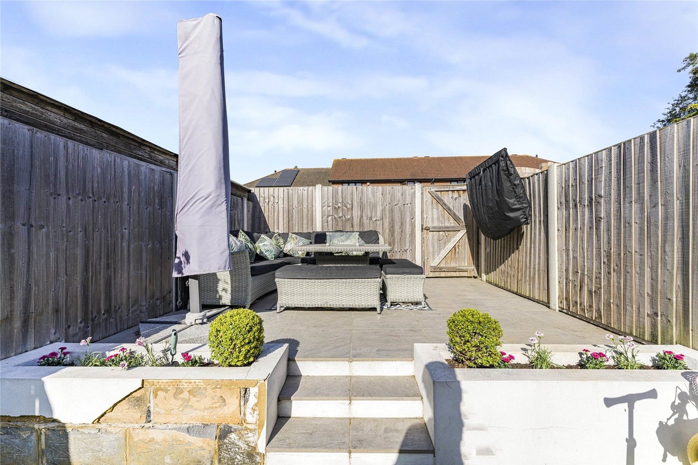 2 bedroom house for sale in Greenhithe | Robinson Jackson