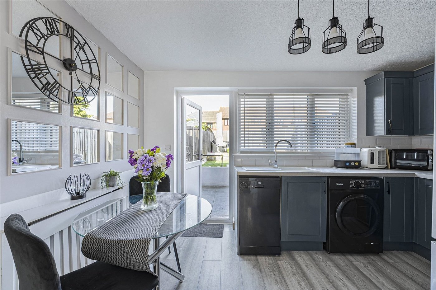 2 bedroom house for sale in Greenhithe | Robinson Jackson