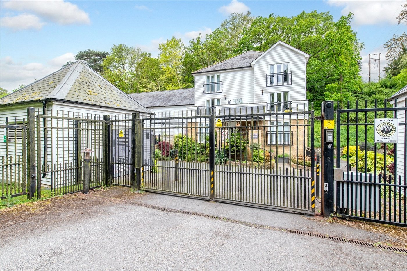 3 bedroom property for sale in Maidstone | Robinson Michael & Jackson