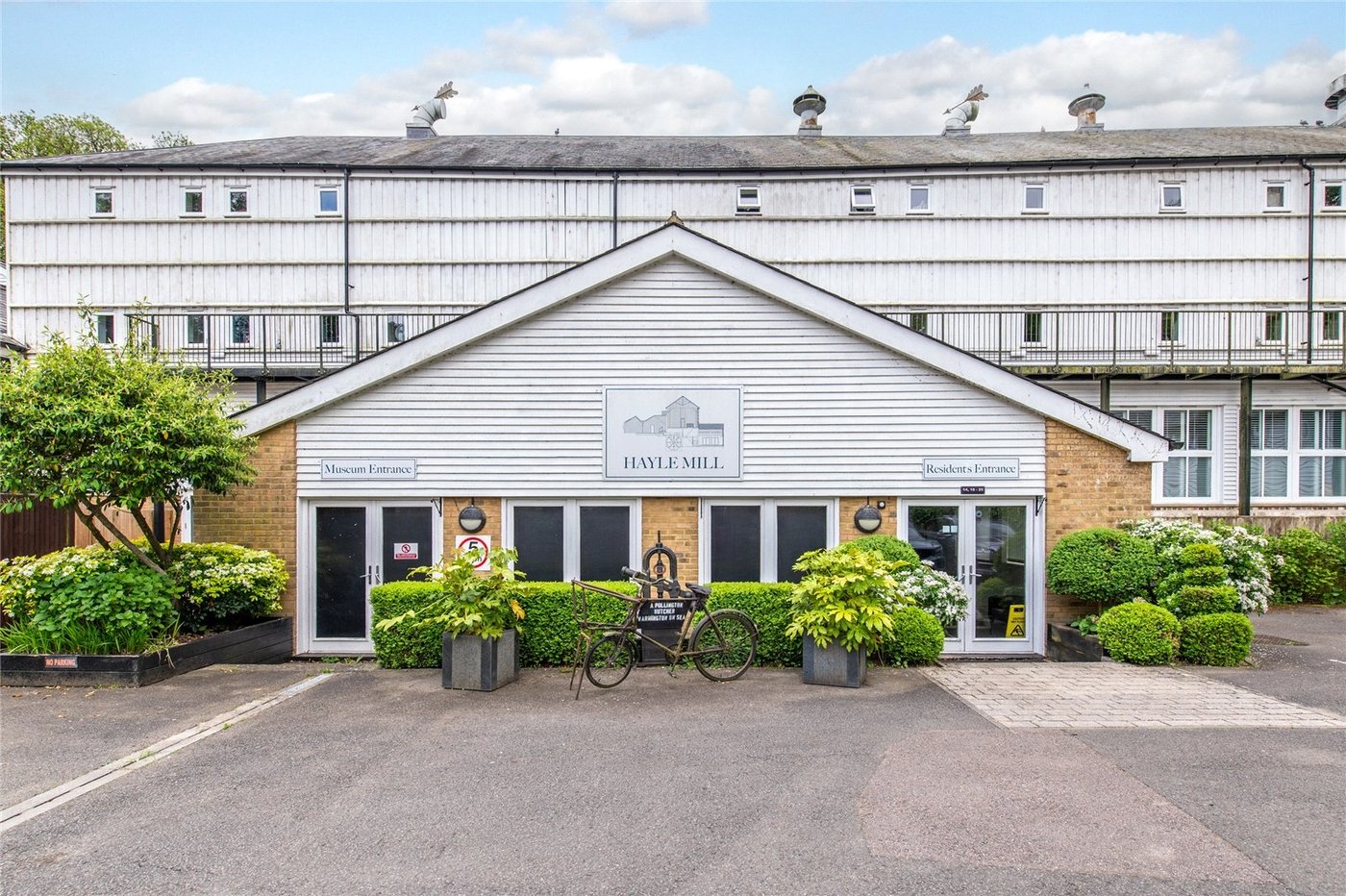 3 bedroom property for sale in Maidstone | Robinson Michael & Jackson