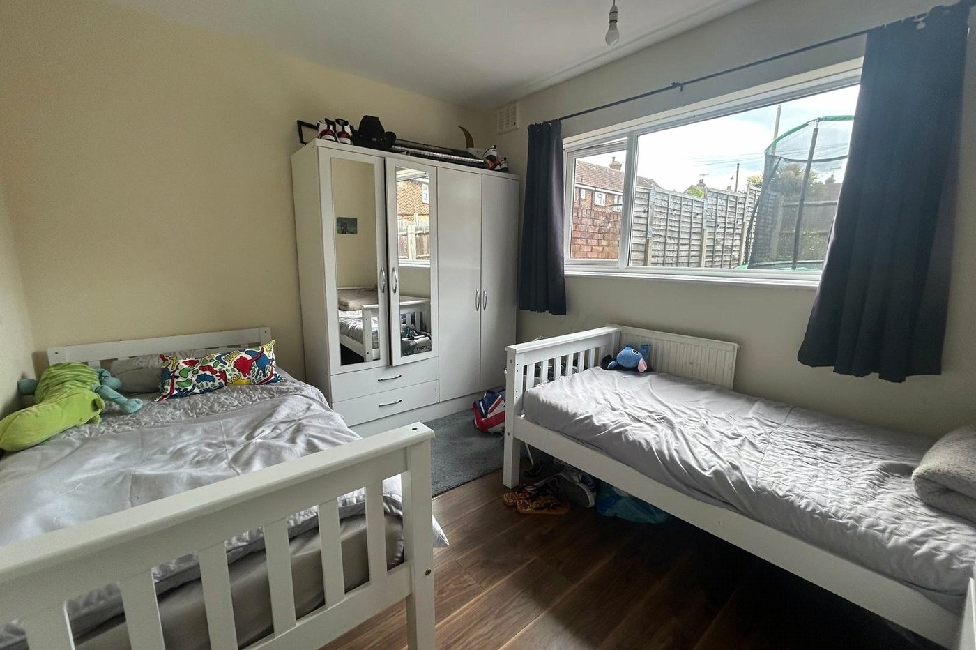 2 bedroom property for sale in Northfleet | Robinson Michael & Jackson