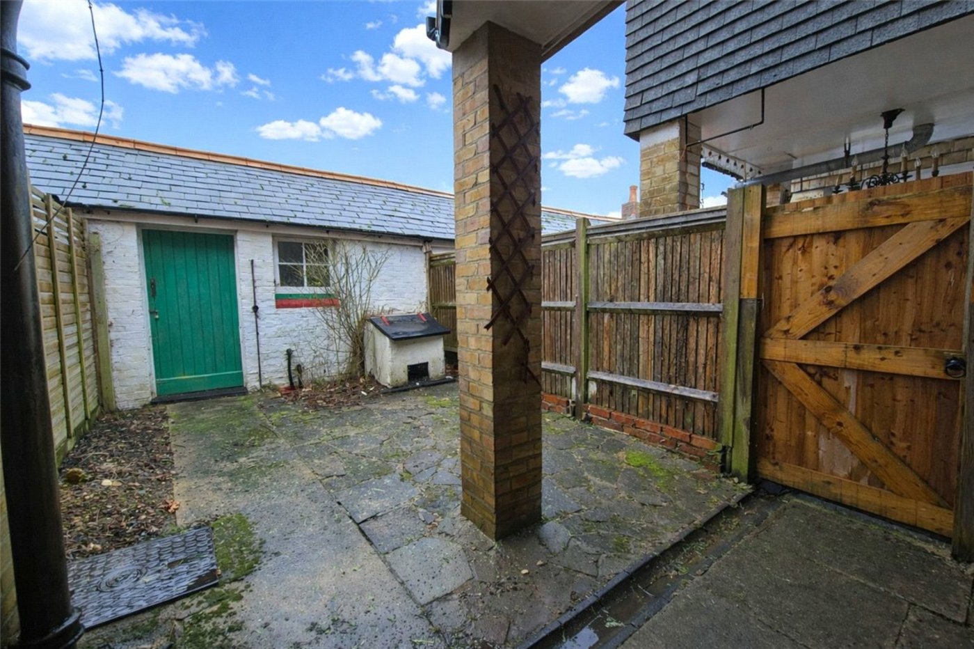 2 bedroom house for sale in Otford Lane | Robinson Jackson