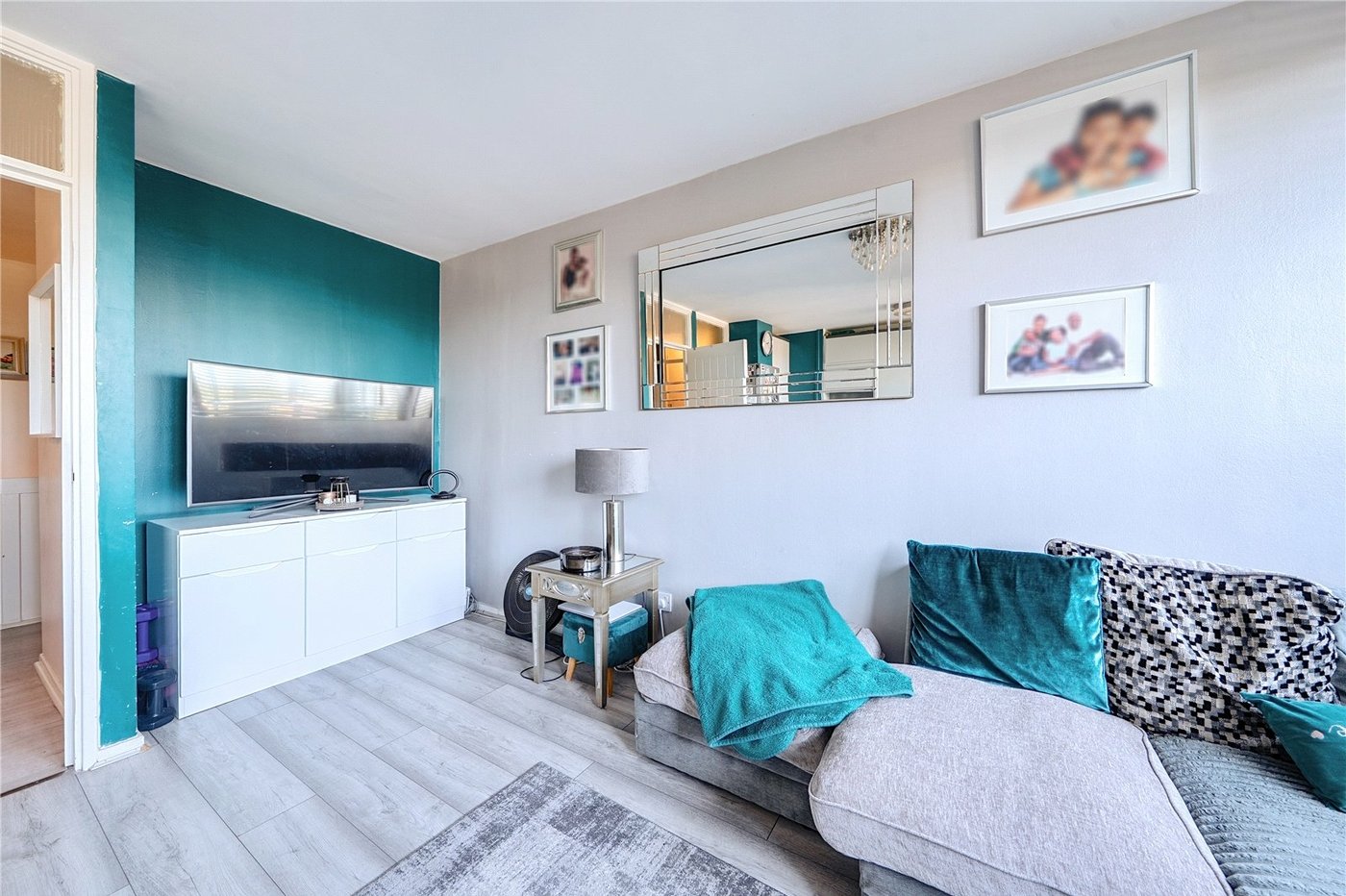 3 bedroom property for sale in  | Robinson Jackson