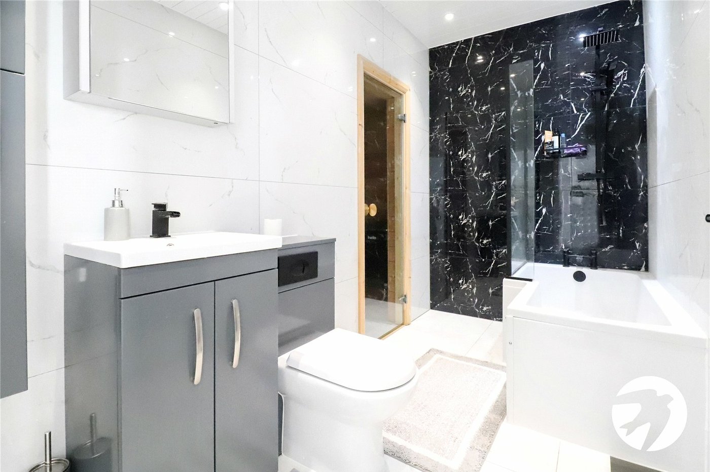 3 bedroom bungalow for sale in Bexleyheath | Robinson Jackson