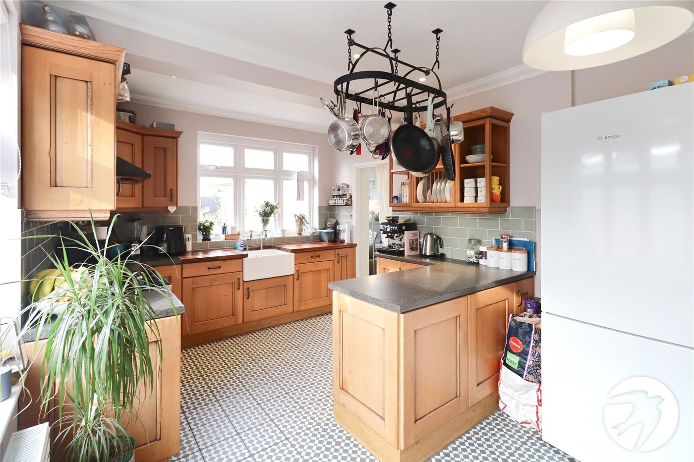 3 bedroom bungalow for sale in Bexleyheath | Robinson Jackson