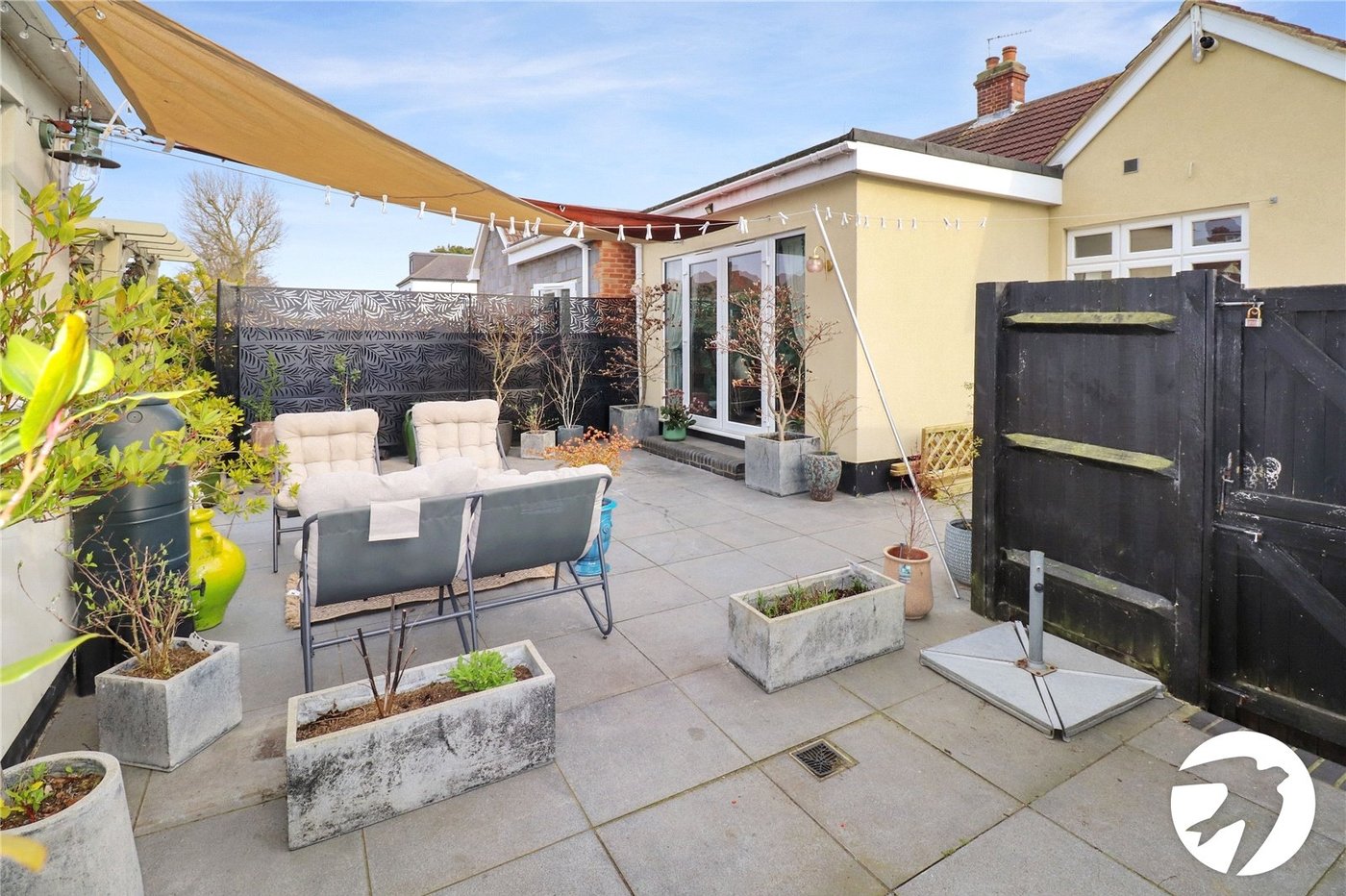 3 bedroom bungalow for sale in Bexleyheath | Robinson Jackson