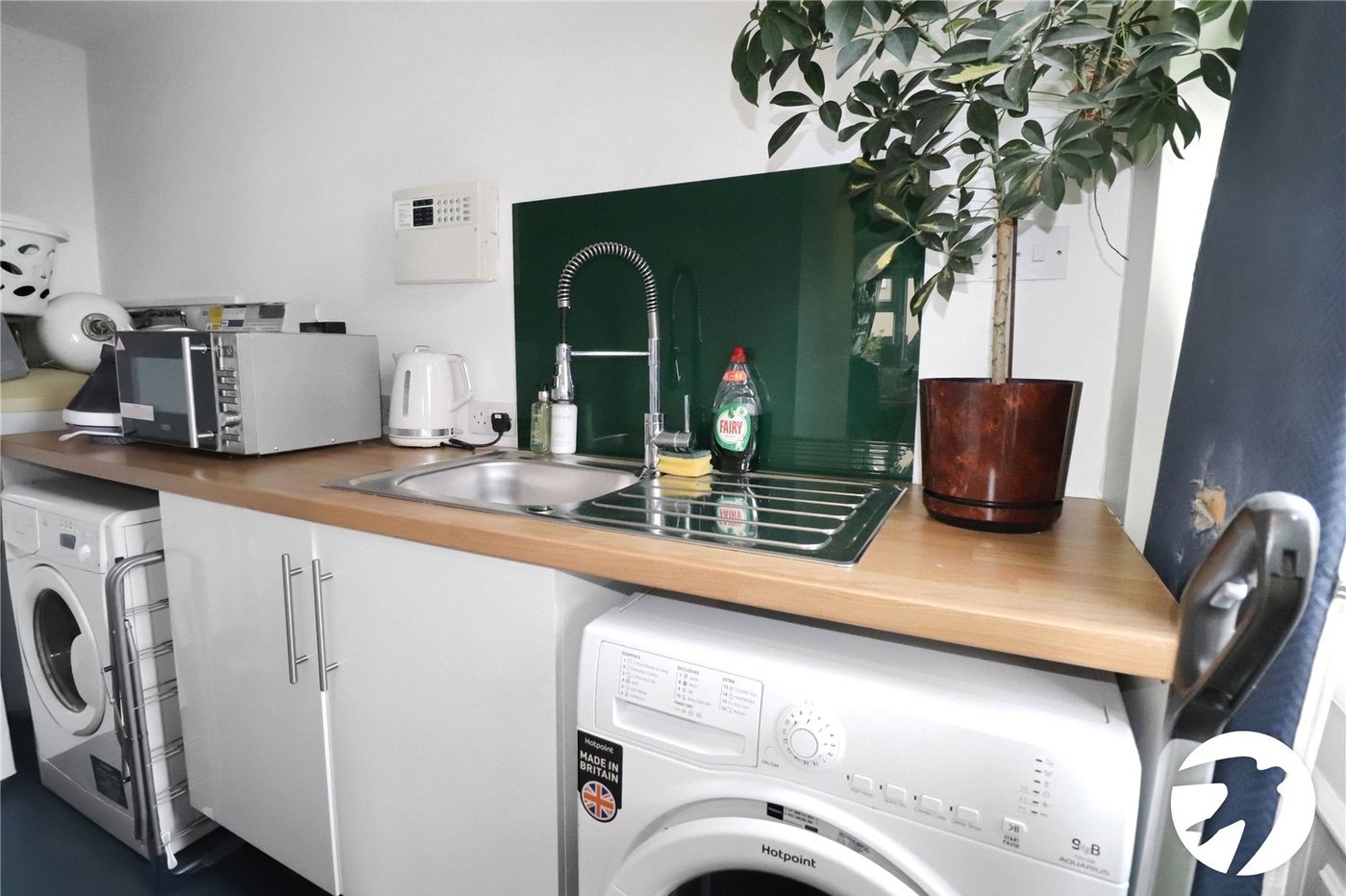 3 bedroom bungalow for sale in Bexleyheath | Robinson Jackson