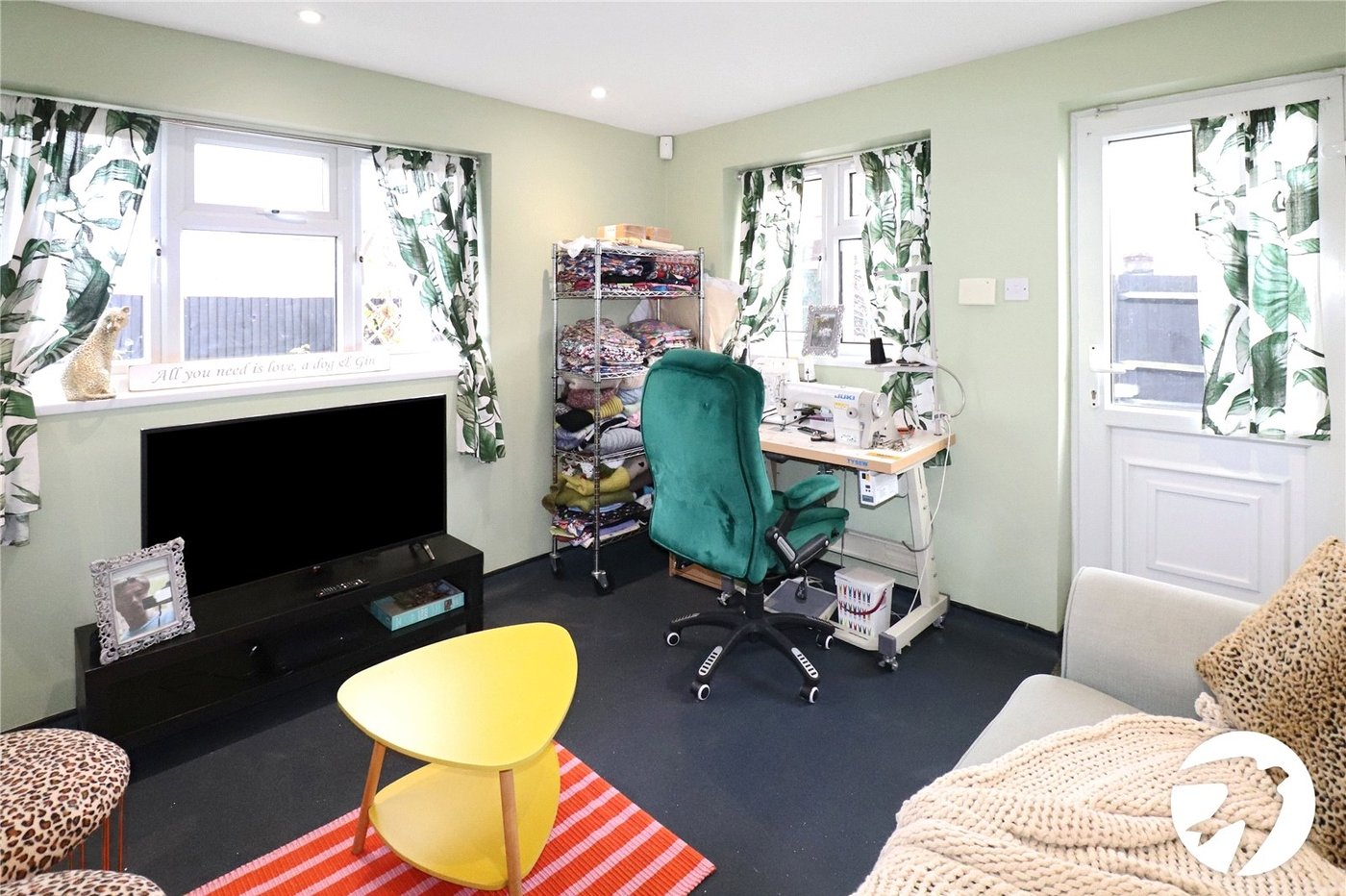 3 bedroom bungalow for sale in Bexleyheath | Robinson Jackson