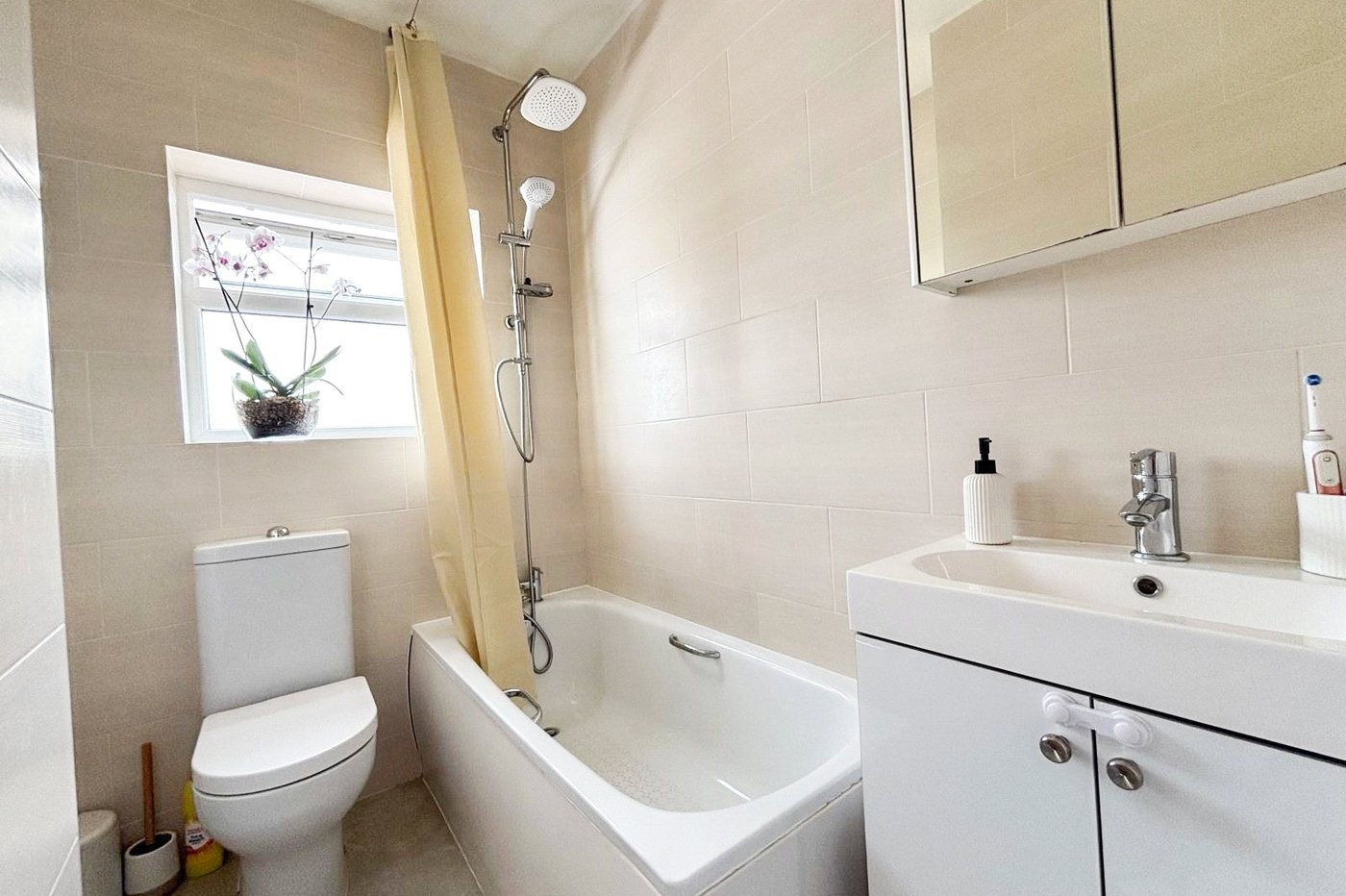 2 bedroom house for sale in Bexley | Robinson Jackson