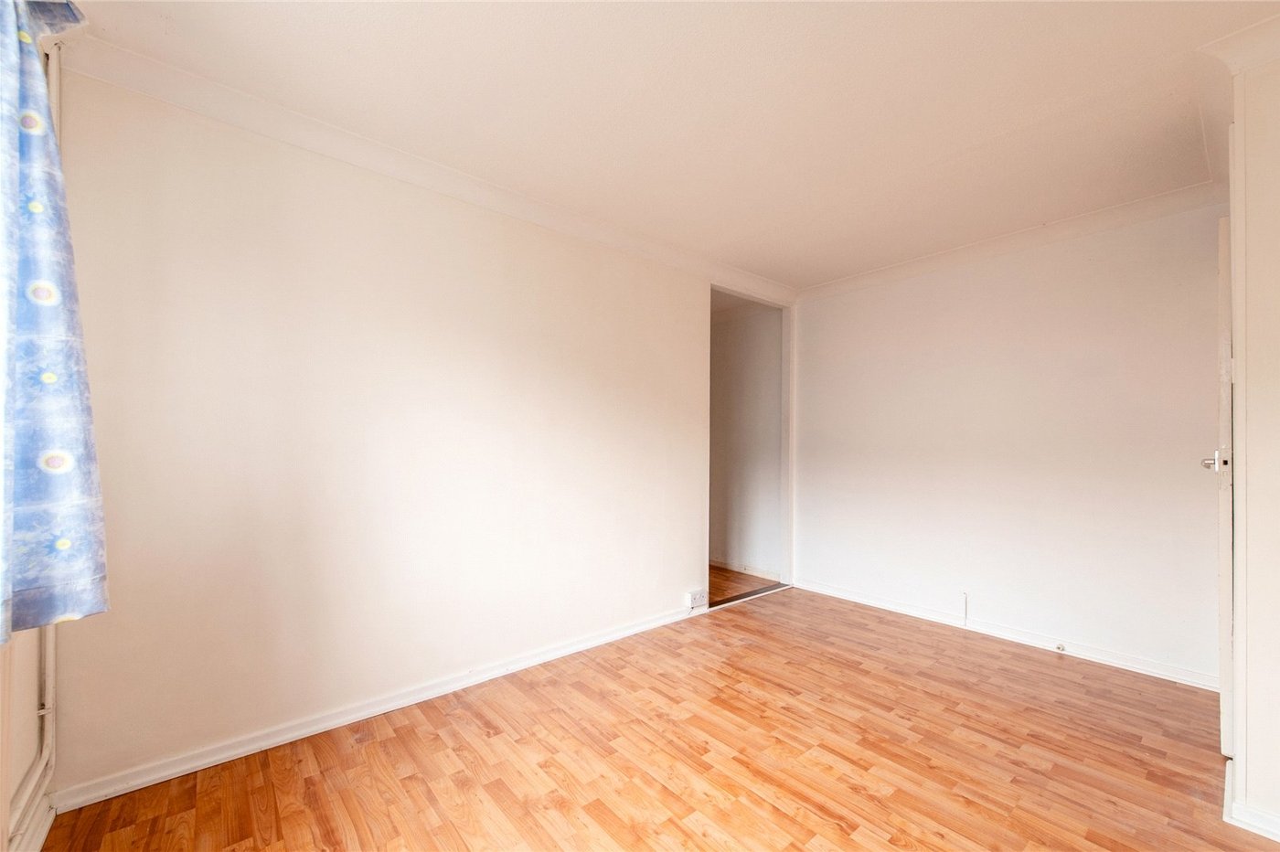 2 bedroom bungalow for sale in Langley | Robinson Michael & Jackson