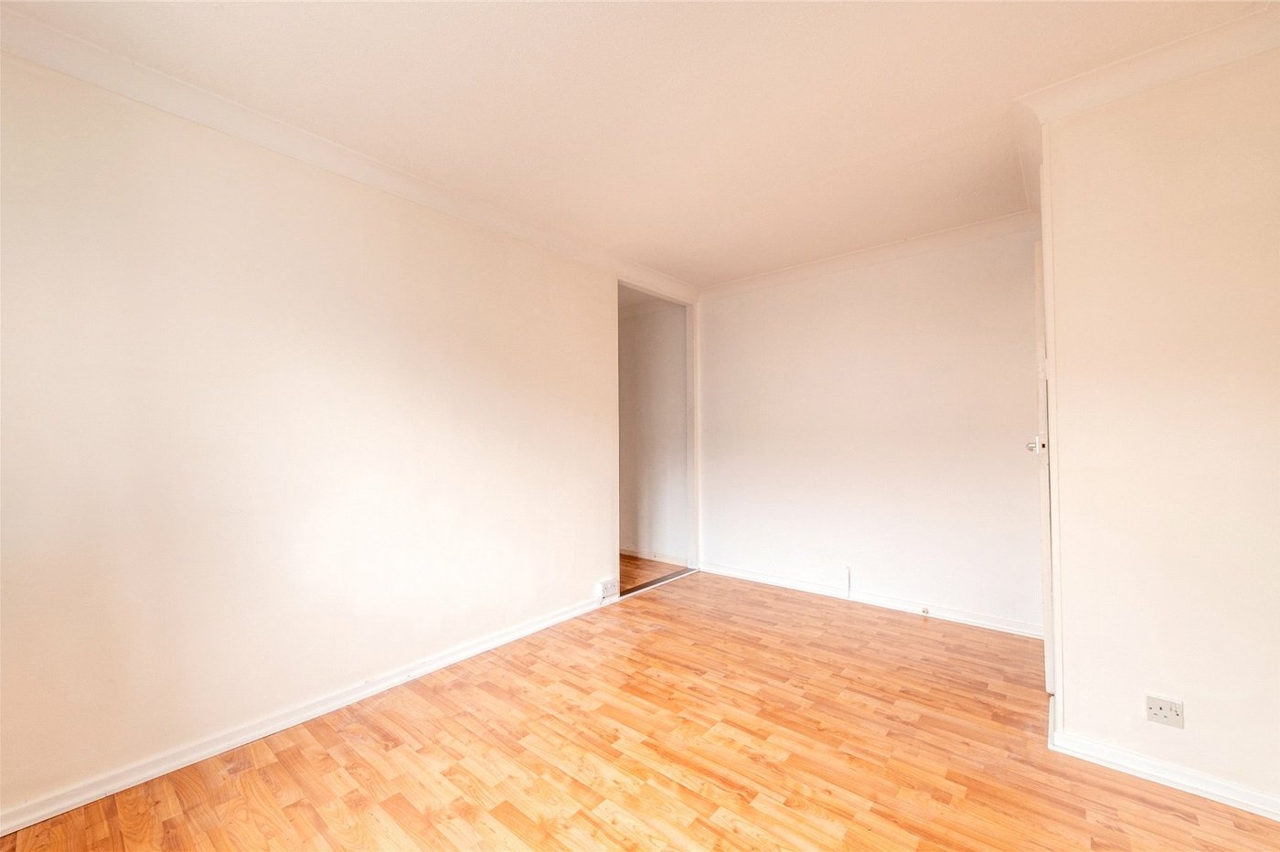 2 bedroom bungalow for sale in Langley | Robinson Michael & Jackson