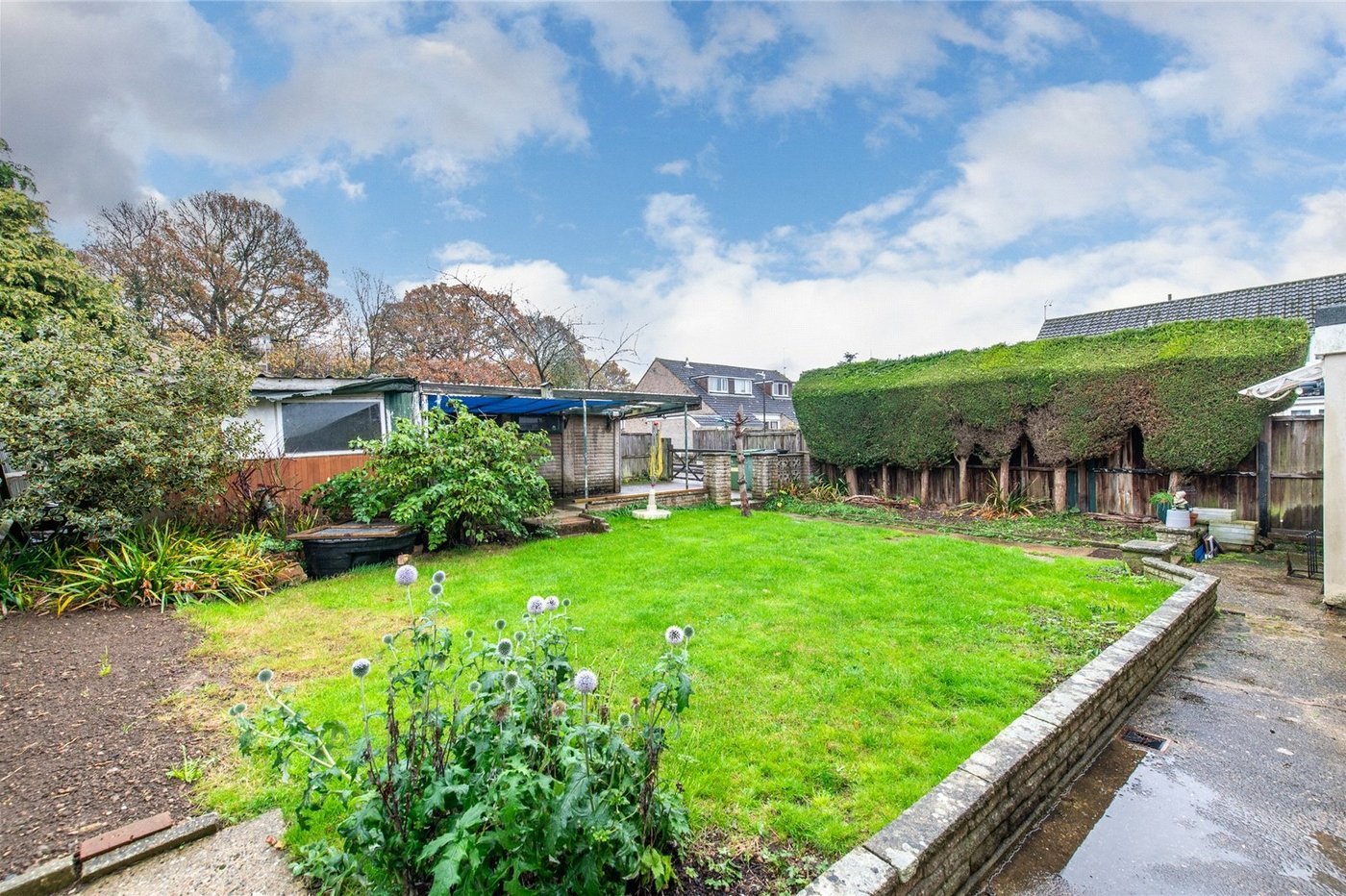 2 bedroom bungalow for sale in Langley | Robinson Michael & Jackson