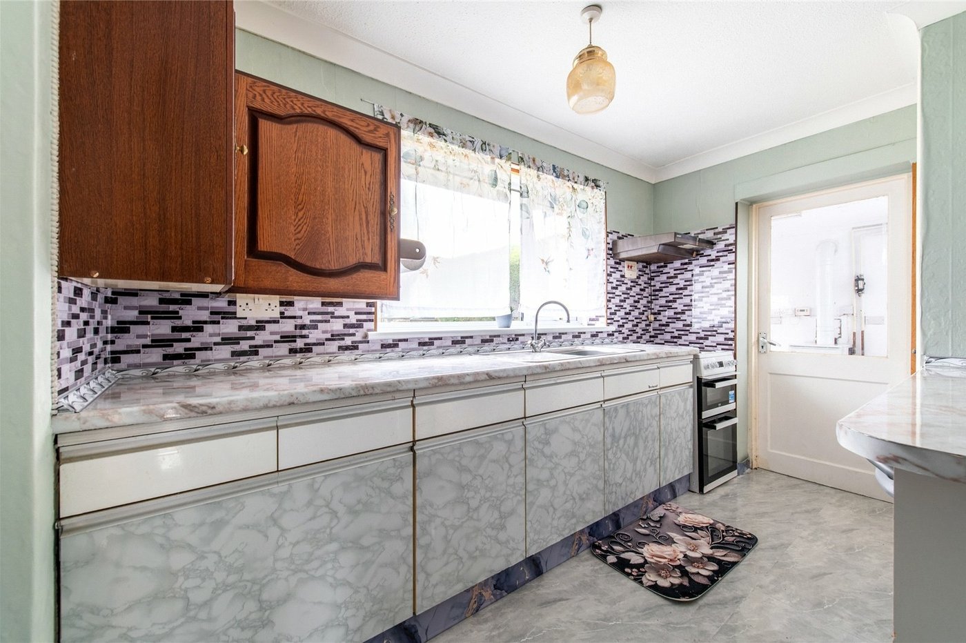 2 bedroom bungalow for sale in Langley | Robinson Michael & Jackson