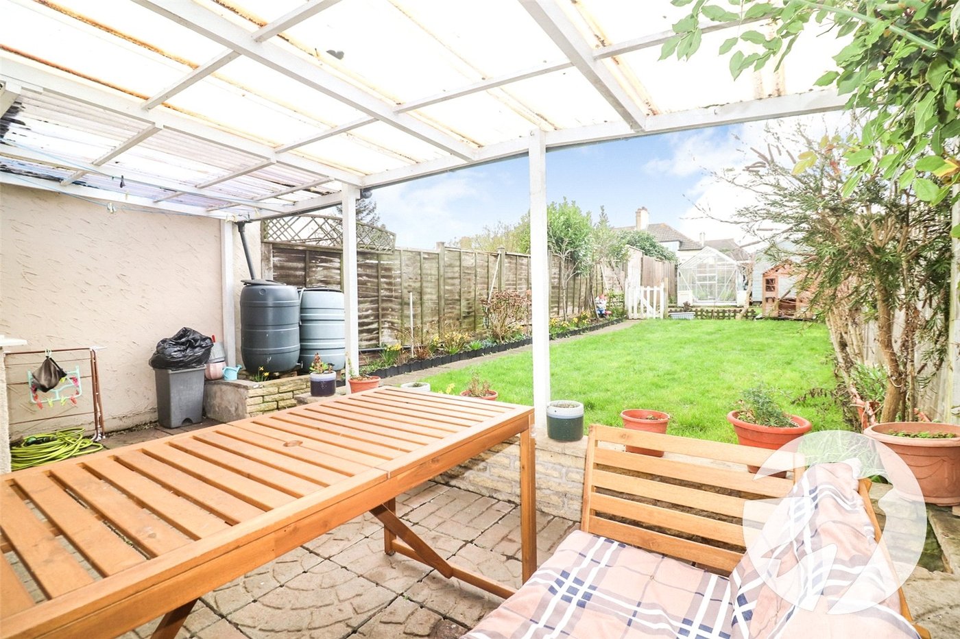 2 bedroom house for sale in Erith | Robinson Jackson