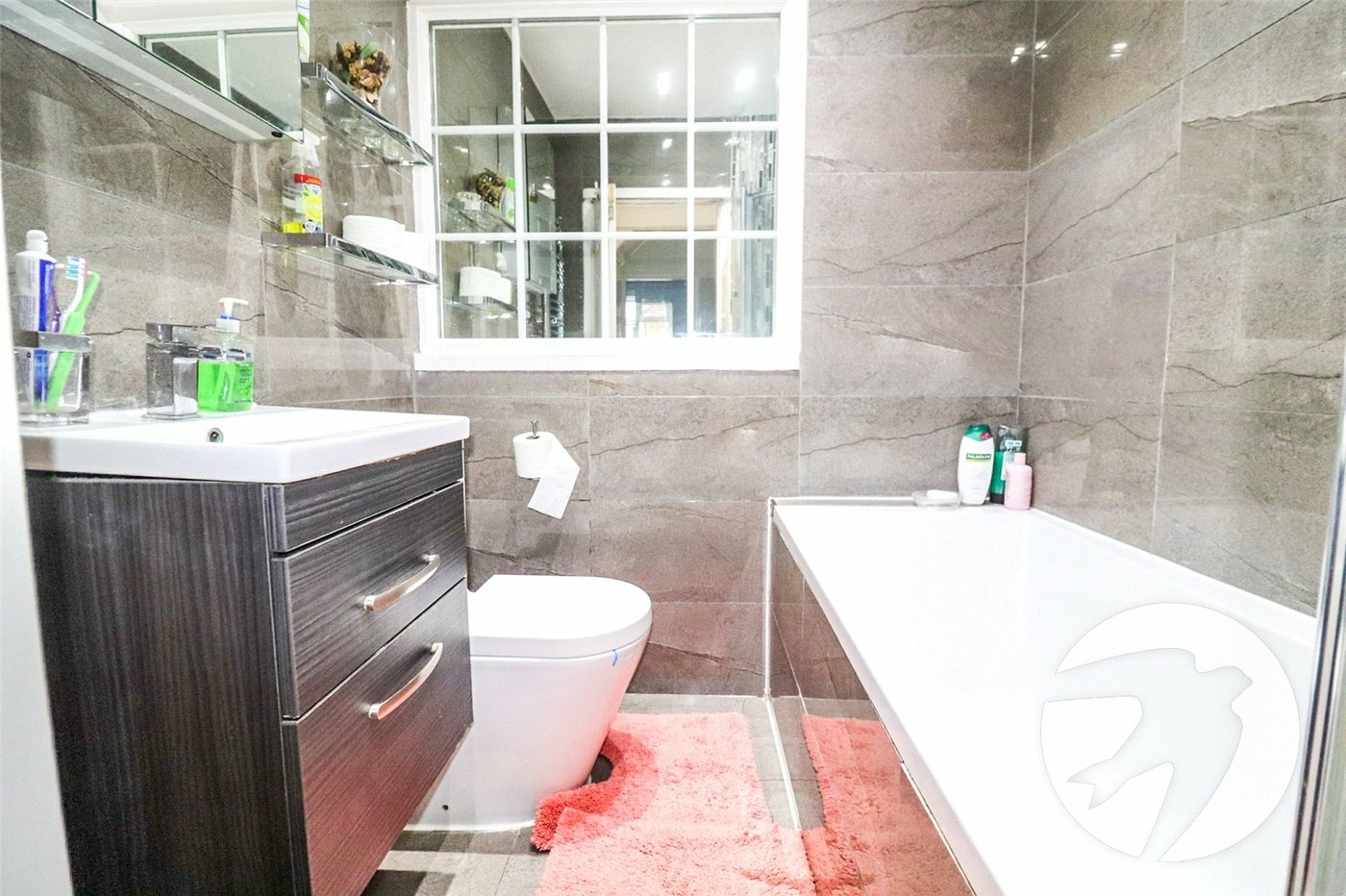 4 bedroom house for sale in Northumberland Heath | Robinson Jackson