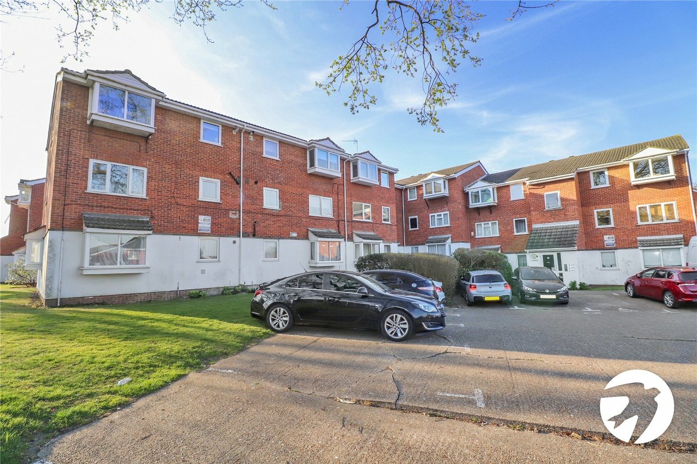 2 bedroom property for sale in Belvedere | Robinson Jackson