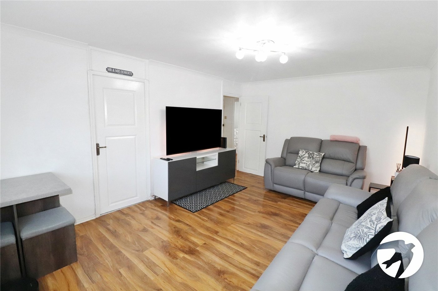 2 bedroom property for sale in Belvedere | Robinson Jackson