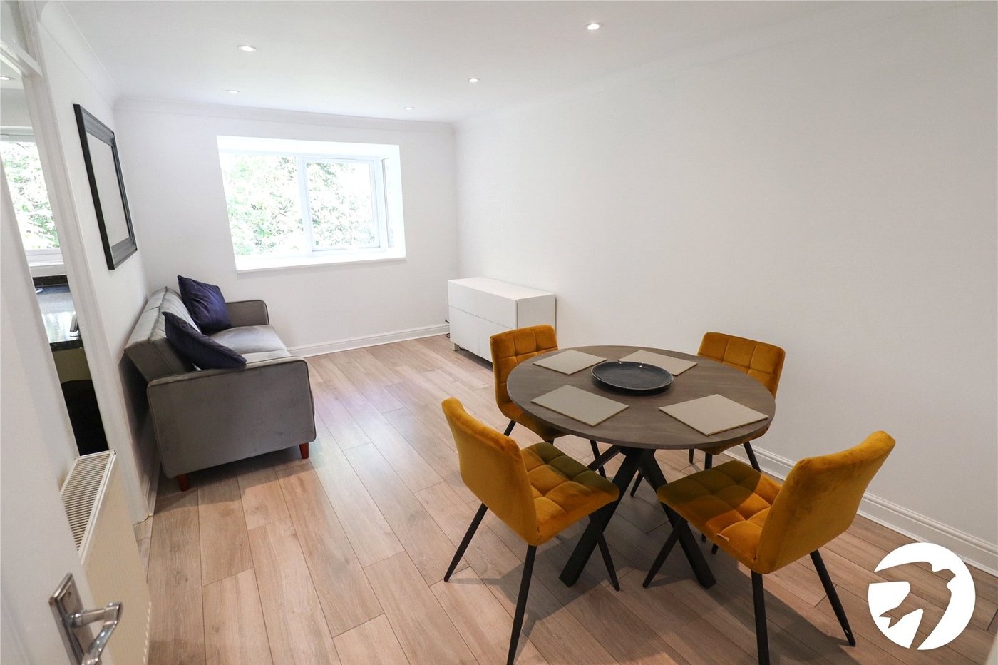 1 bedroom property for sale in Belvedere | Robinson Jackson