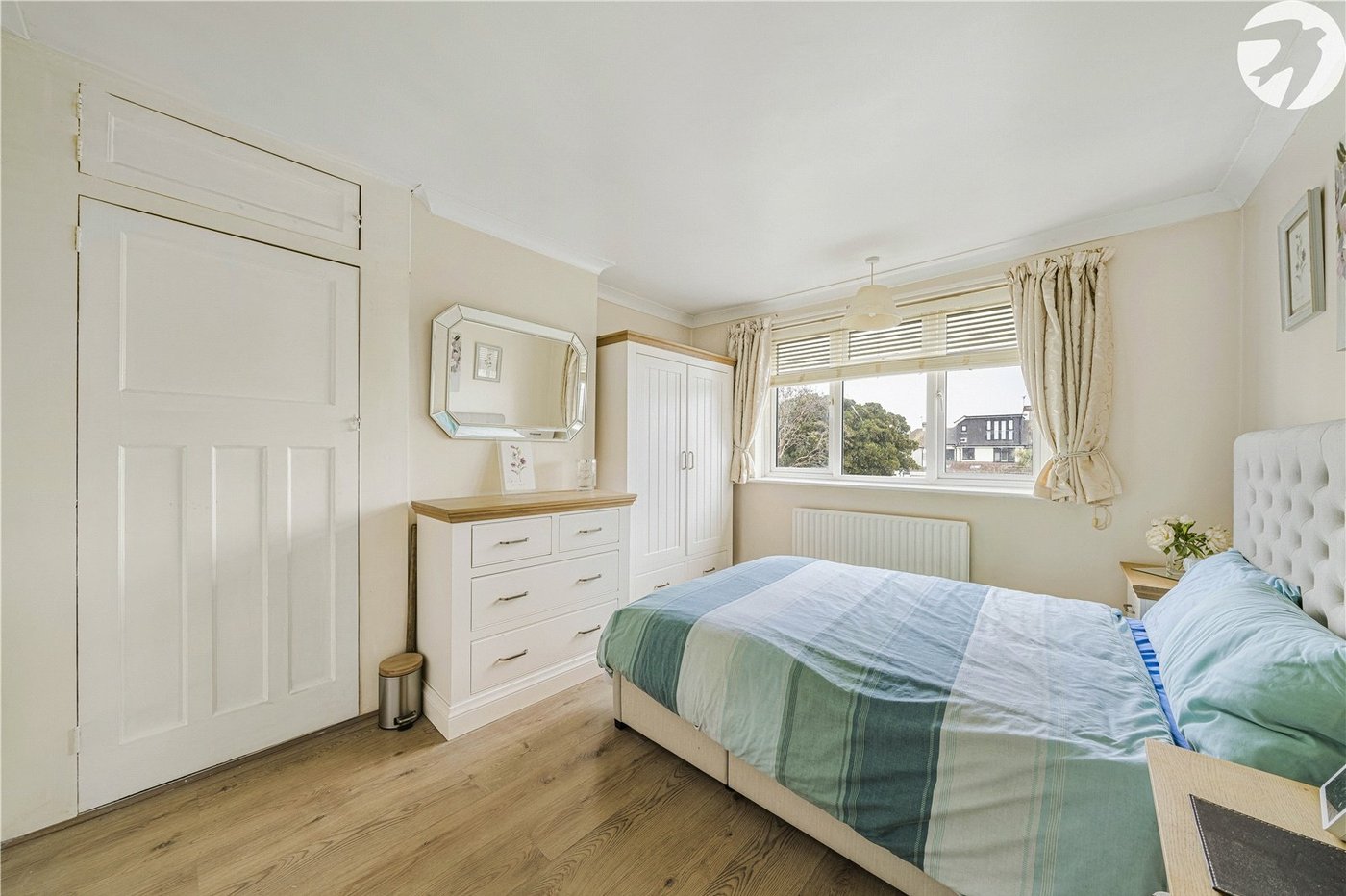 3 bedroom house for sale in West Dartford | Robinson Jackson