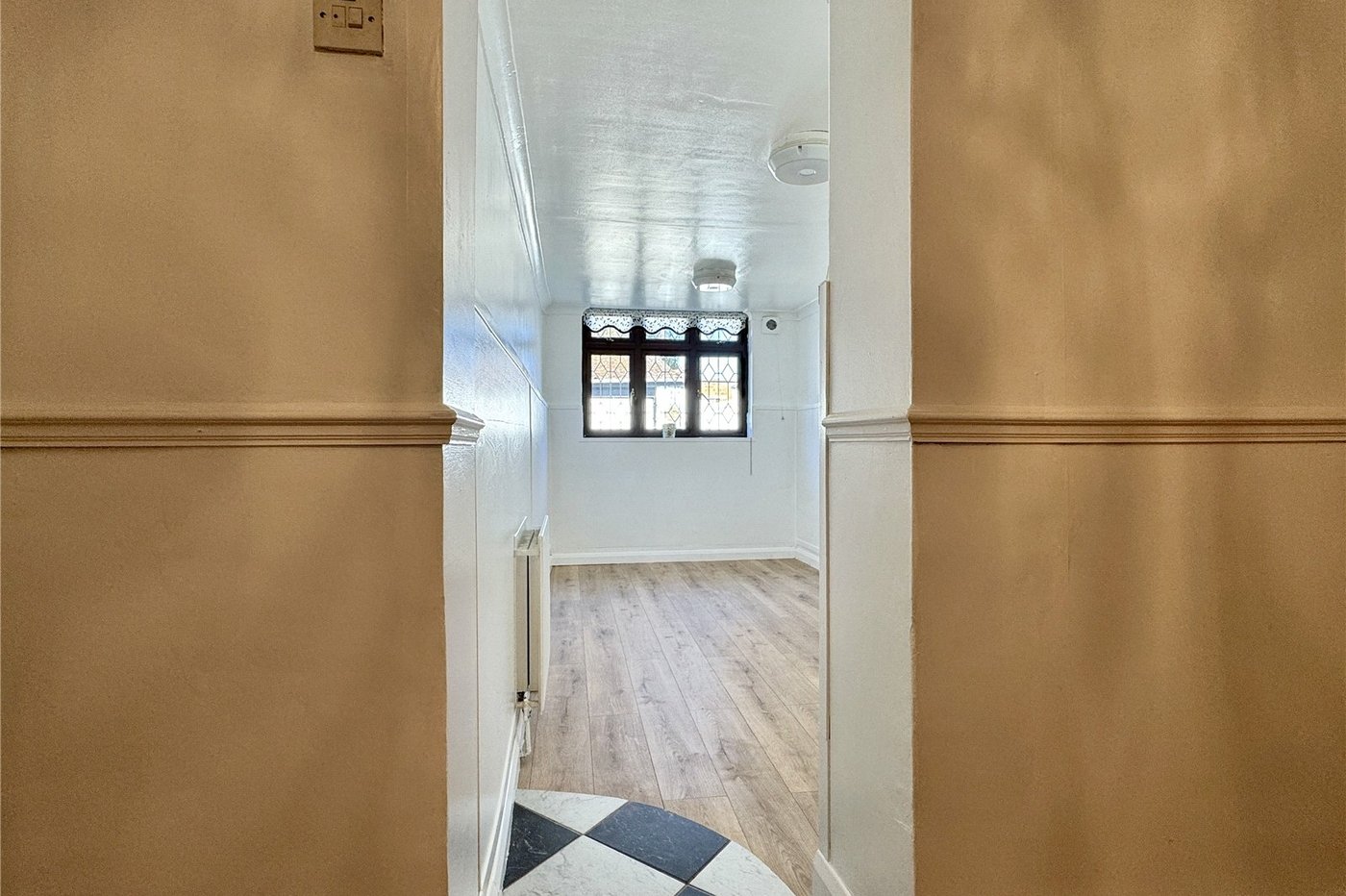 2 bedroom bungalow for sale in Swanley | Robinson Jackson