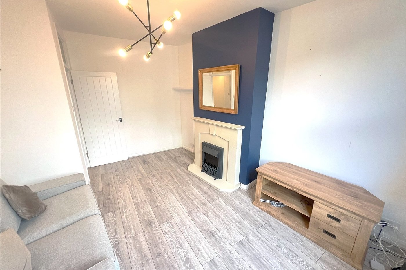 1 bedroom property for sale in Plumstead Common | Robinson Jackson