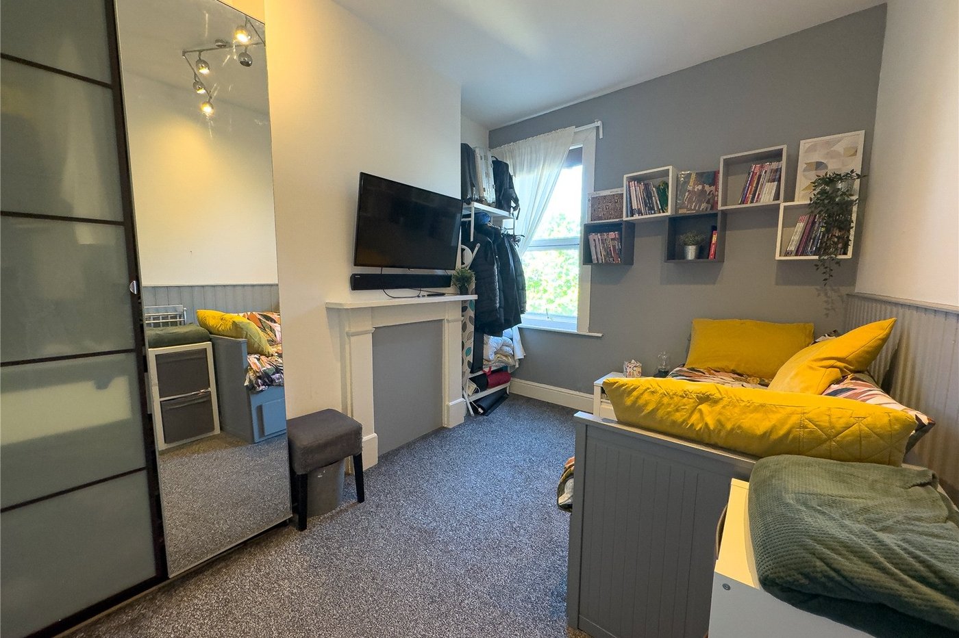 4 bedroom house for sale in Plumstead Common | Robinson Jackson