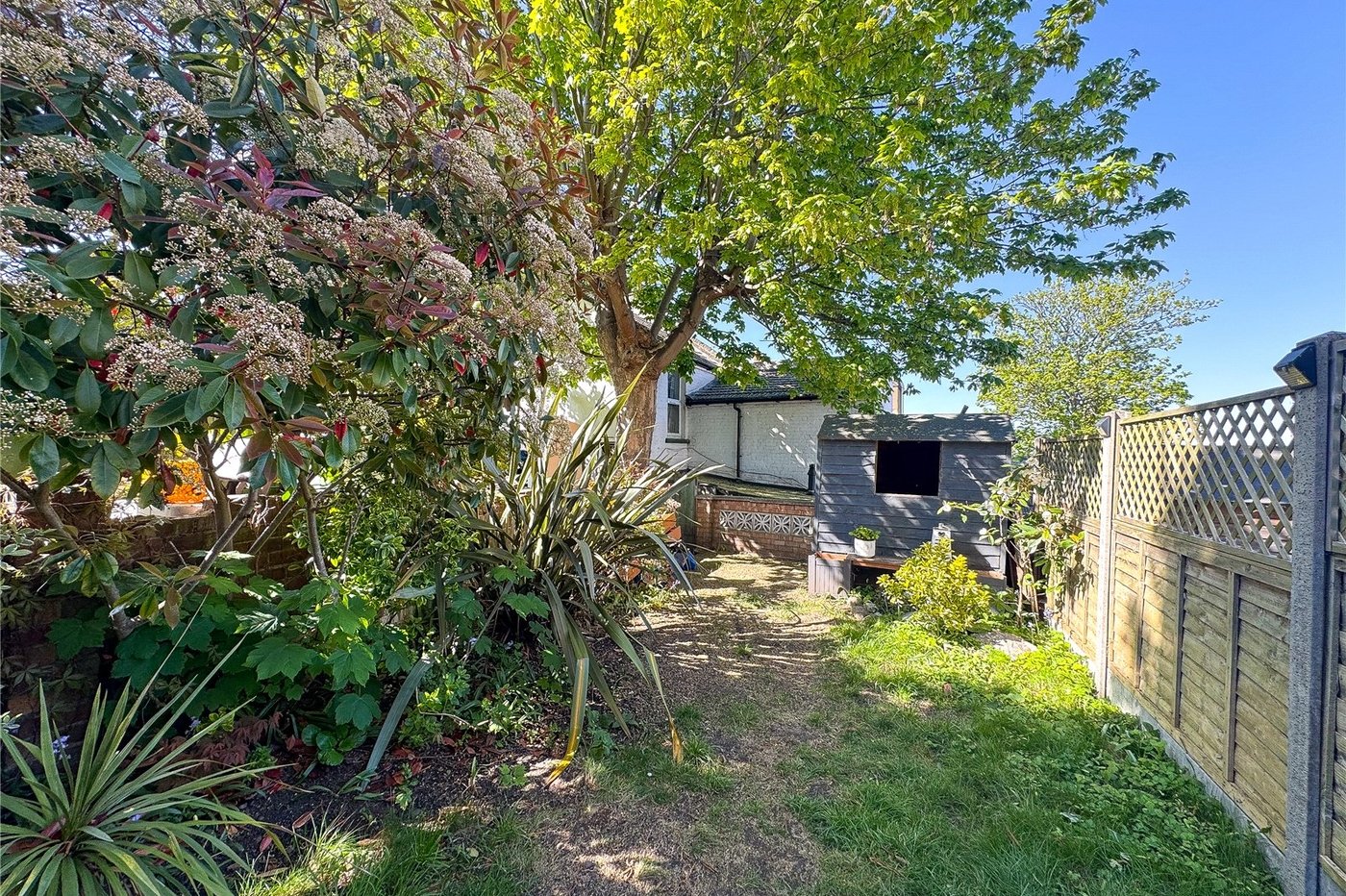 4 bedroom house for sale in Plumstead Common | Robinson Jackson