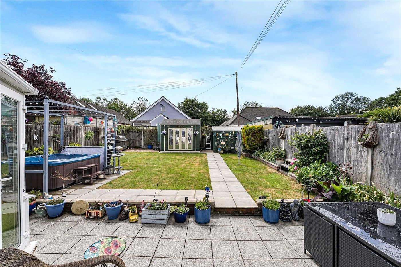 2 bedroom property for sale in Greenhithe | Robinson Jackson