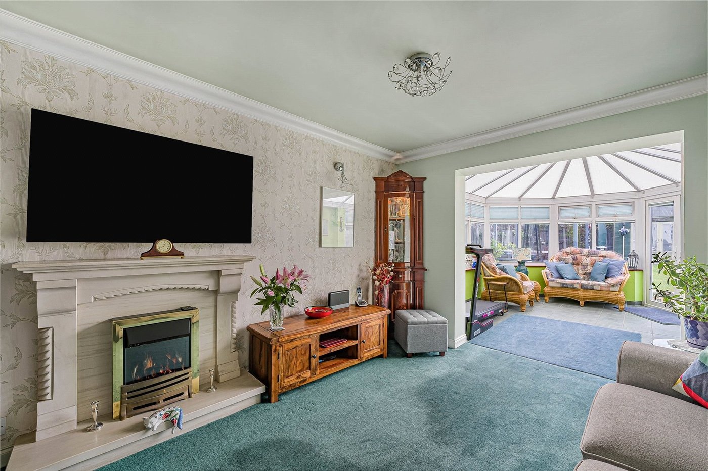 2 bedroom property for sale in Greenhithe | Robinson Jackson