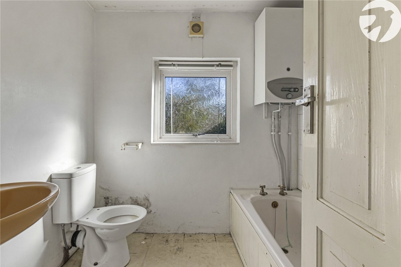 2 bedroom house for sale in Greenhithe | Robinson Jackson
