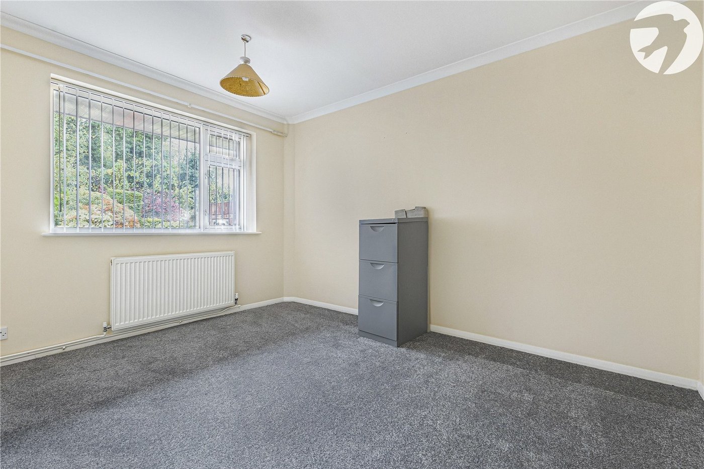 3 bedroom bungalow for sale in Greenhithe | Robinson Jackson