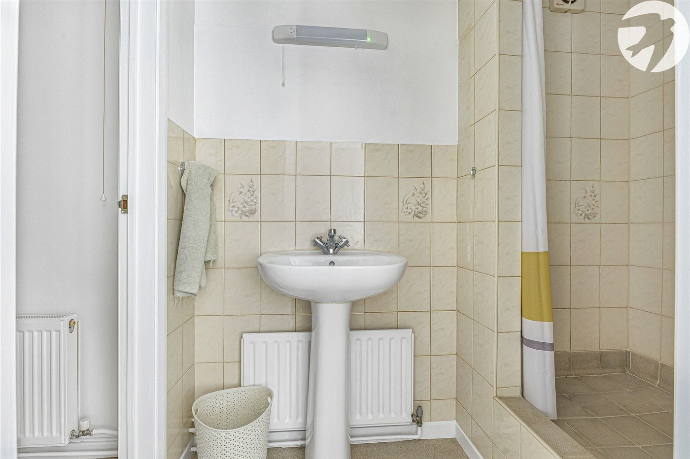 3 bedroom bungalow for sale in Greenhithe | Robinson Jackson