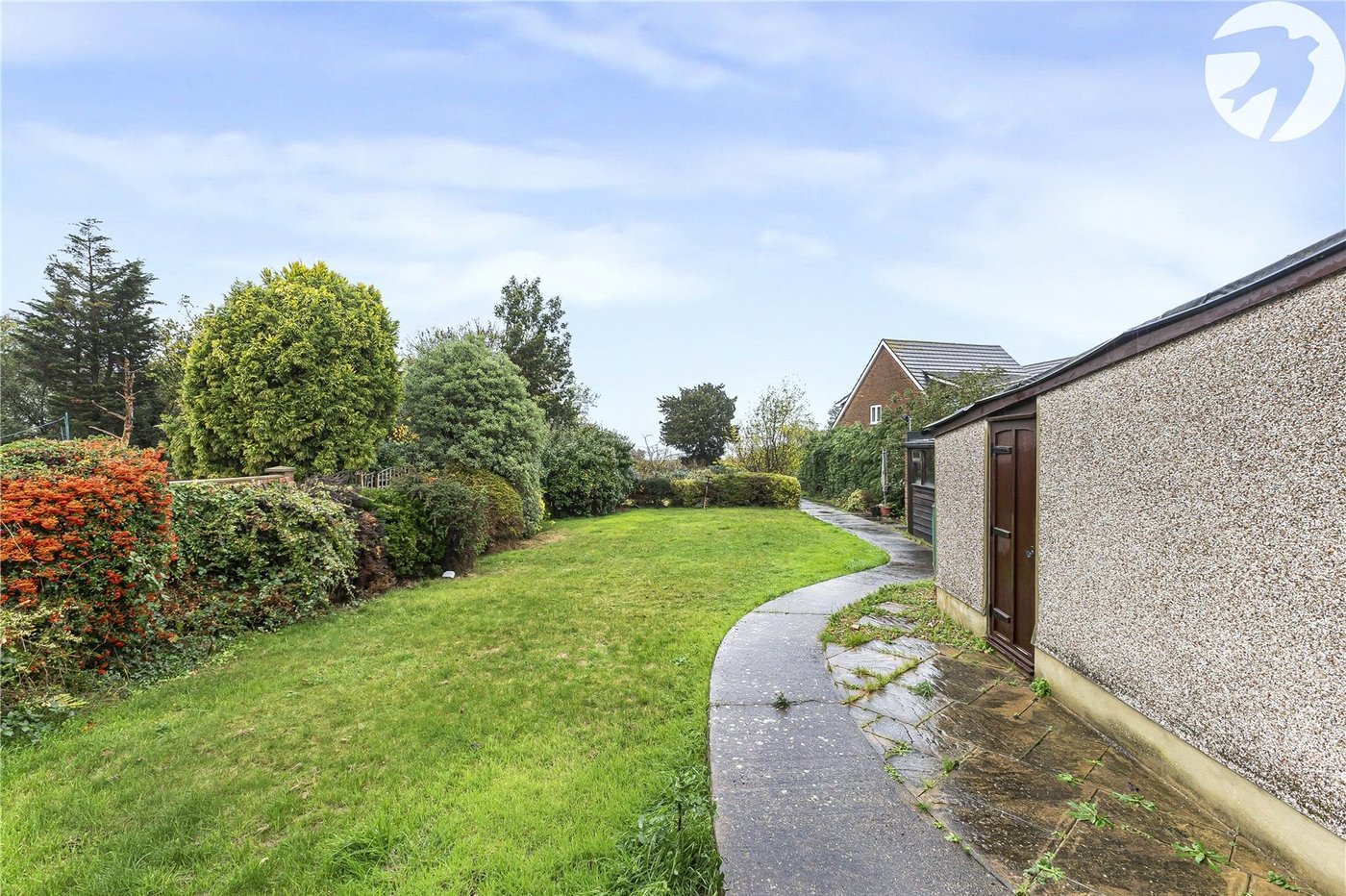 3 bedroom bungalow for sale in Greenhithe | Robinson Jackson