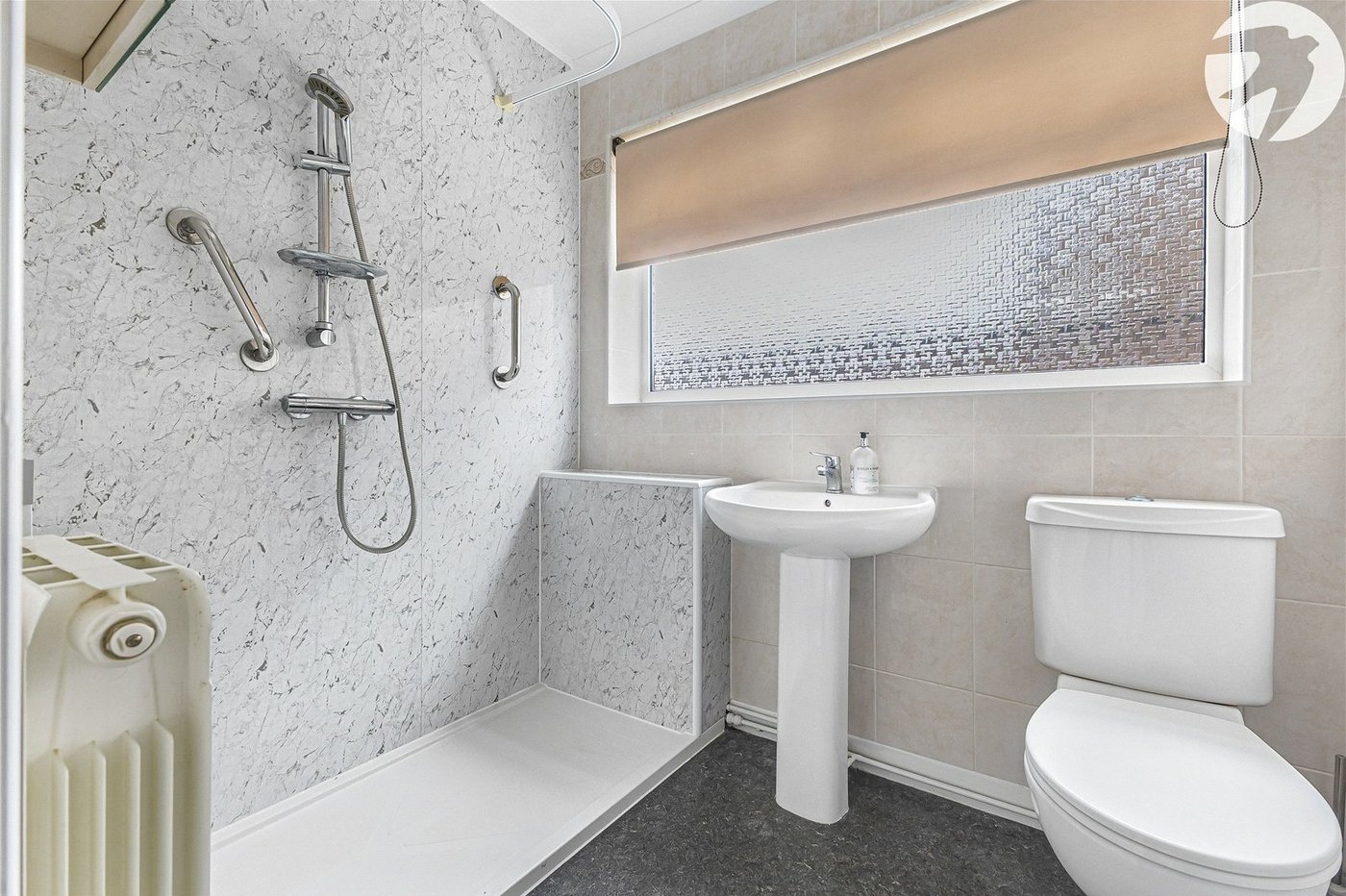 3 bedroom bungalow for sale in Greenhithe | Robinson Jackson