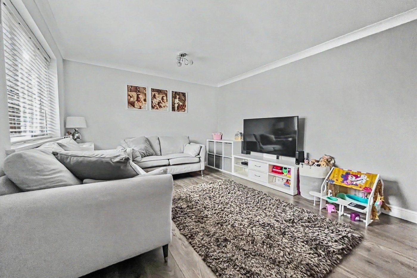 3 bedroom house for sale in Princes Park | Robinson Michael & Jackson