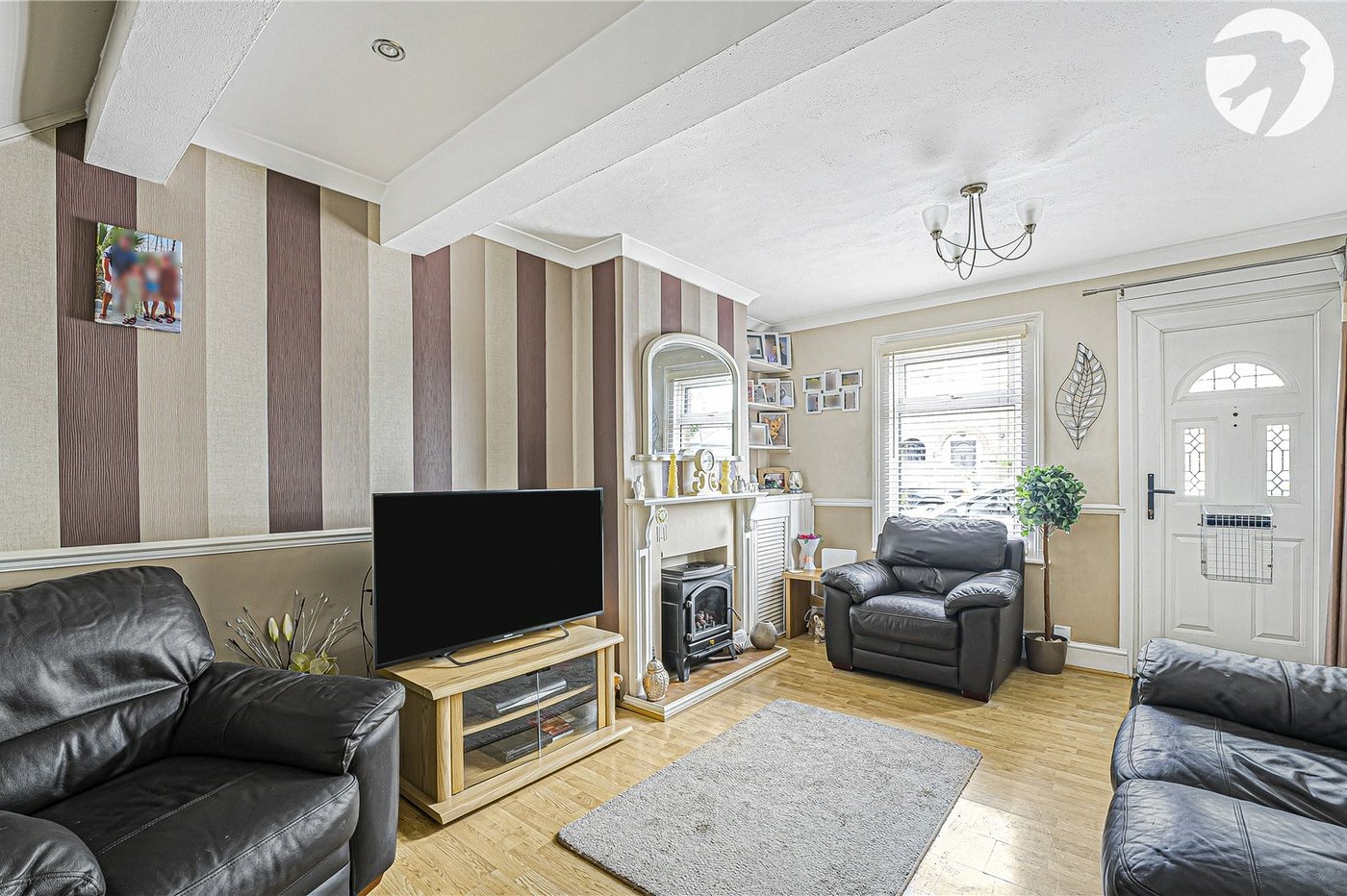 3 bedroom house for sale in Swanscombe | Robinson Jackson
