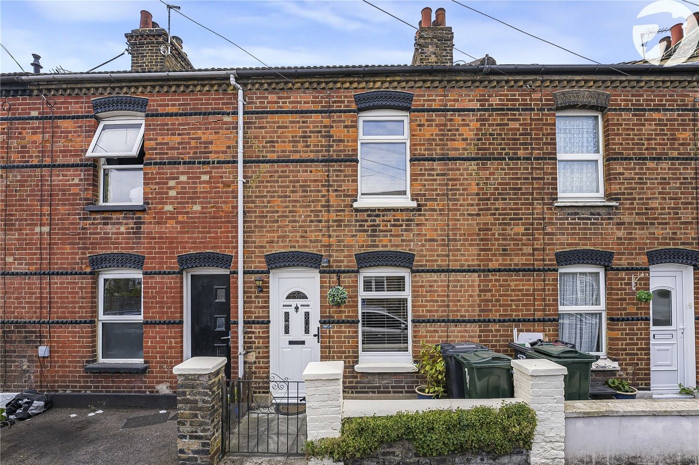 3 bedroom house for sale in Swanscombe | Robinson Jackson