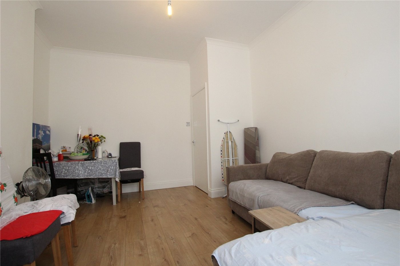 2 bedroom property for sale in Woolwich | Robinson Jackson
